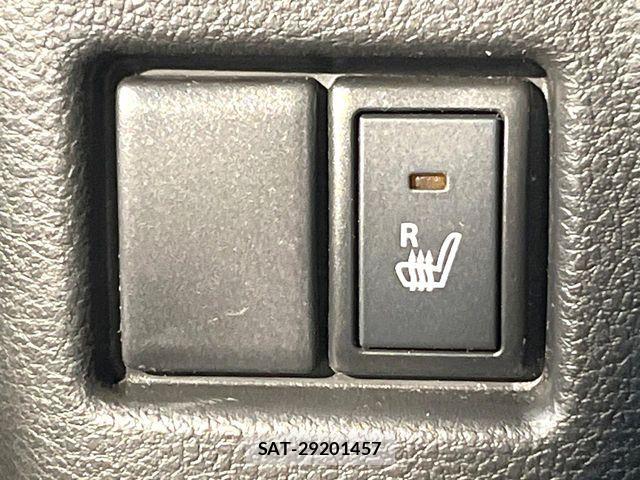 Suzuki SPACIA 2019-10 8355633-4