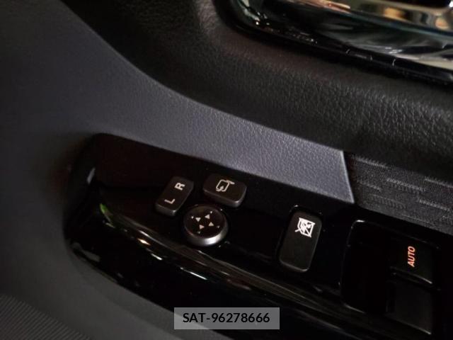 Suzuki SPACIA 2013-10 8368922-14