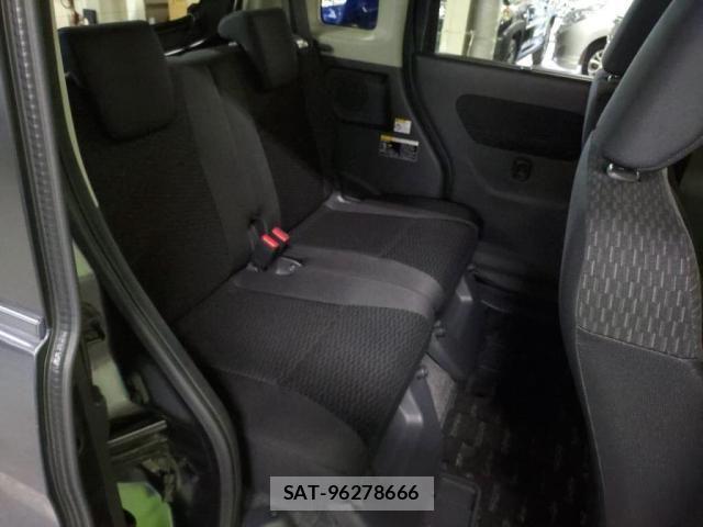 Suzuki SPACIA 2013-10 8368922-21