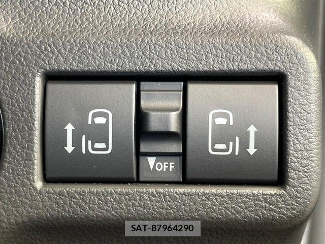 Suzuki SPACIA 2025-11 8368867-4