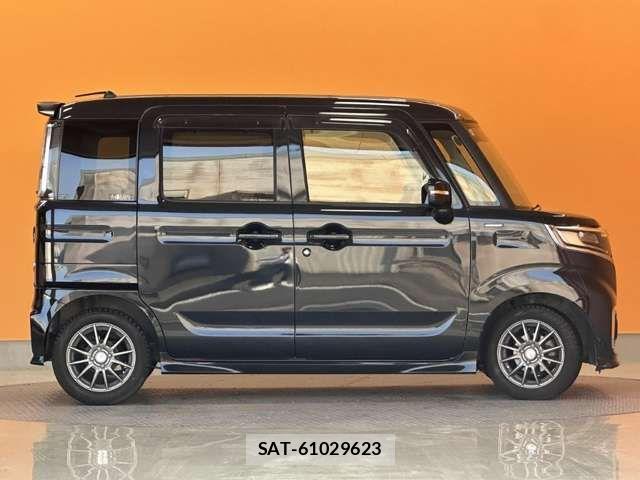 Suzuki SPACIA 2018-10 8368911-9
