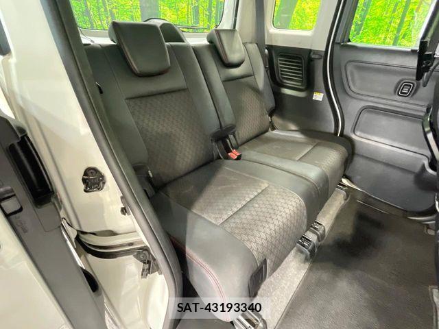Suzuki SPACIA 2018-07 8368902-9