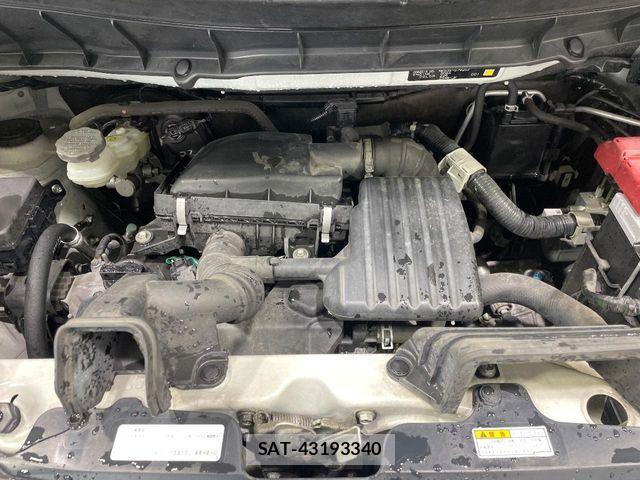 Suzuki SPACIA 2018-07 8368902-17