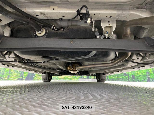 Suzuki SPACIA 2018-07 8368902-18