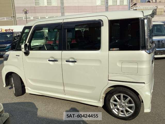 Suzuki SPACIA 2019-09 8368908-11