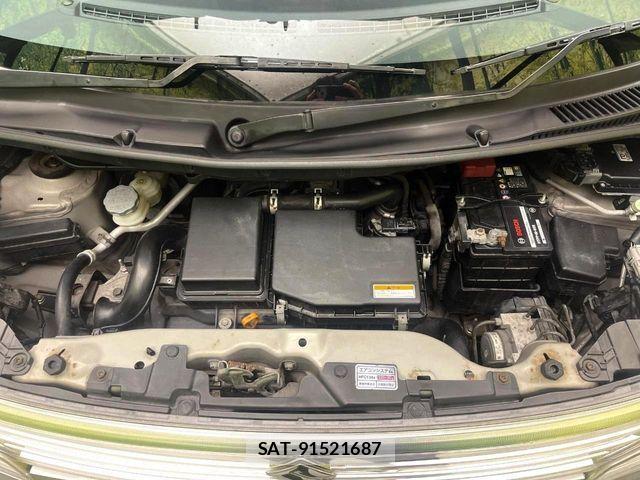 Suzuki SPACIA 2014-04 8368923-16