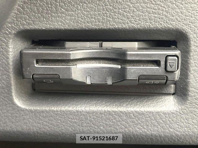 Suzuki SPACIA 2014-04 8368923-4