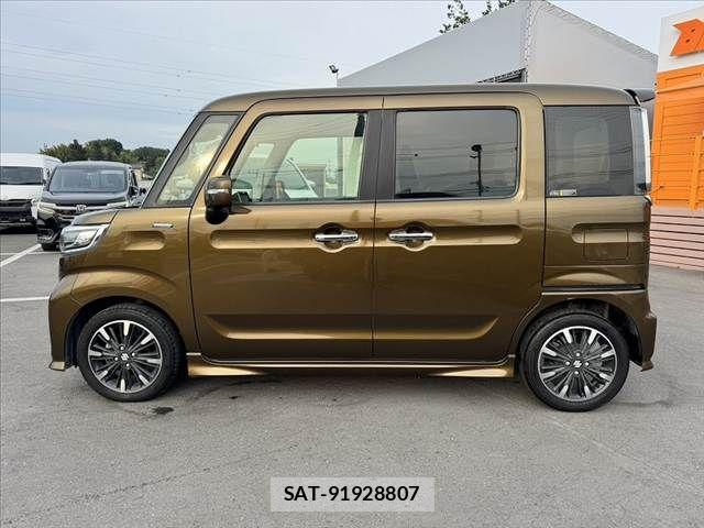 Suzuki SPACIA 2018-02 8368915-10