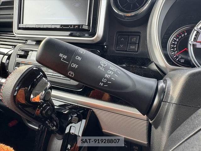 Suzuki SPACIA 2018-02 8368915-27