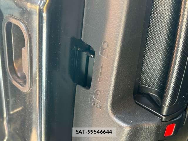 Suzuki SPACIA 2017-03 8368918-19