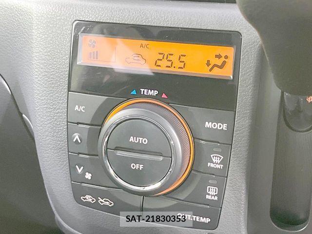 Suzuki SPACIA 2013-12 8368925-5