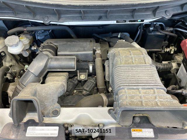Suzuki SPACIA 2018-09 8368906-17