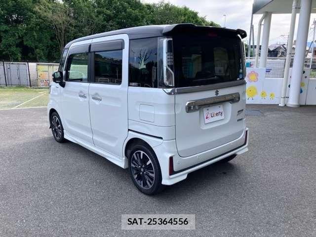 Suzuki SPACIA 2018-08 8368897-9