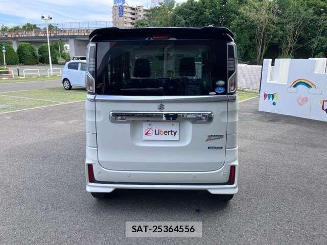 Suzuki SPACIA 2018-08 8368897-8