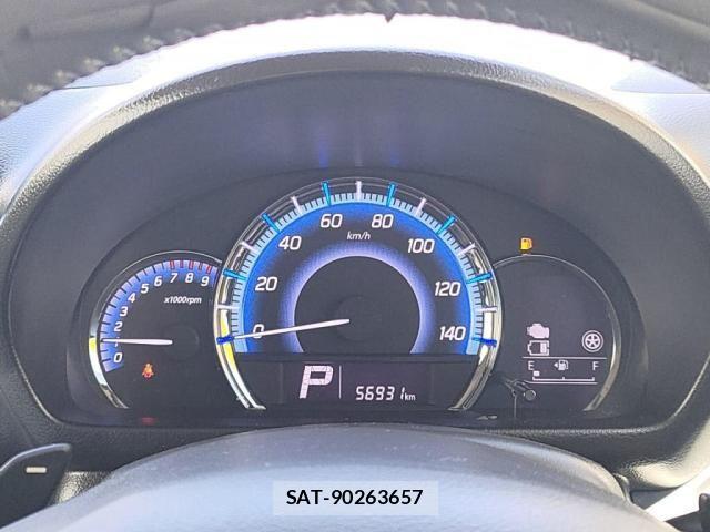 Suzuki SPACIA 2015-09 8368920-28