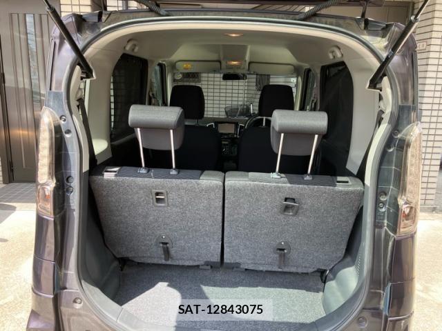 Suzuki SPACIA 2013-08 8368928-9