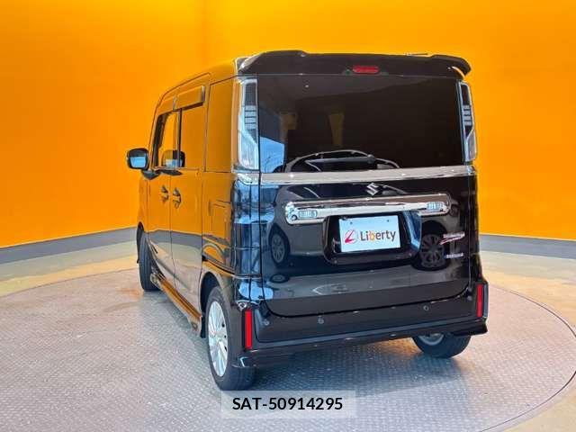 Suzuki SPACIA 2021-11 8368901-12