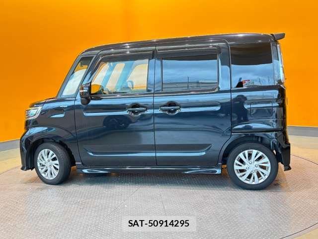Suzuki SPACIA 2021-11 8368901-13