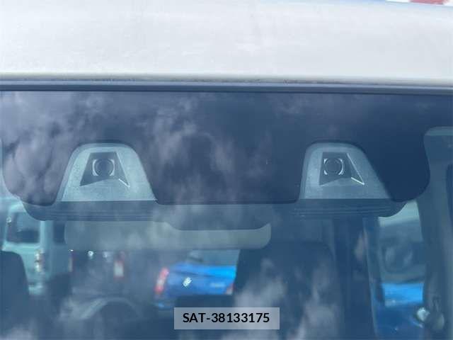Suzuki SPACIA 2022-12 8368876-18