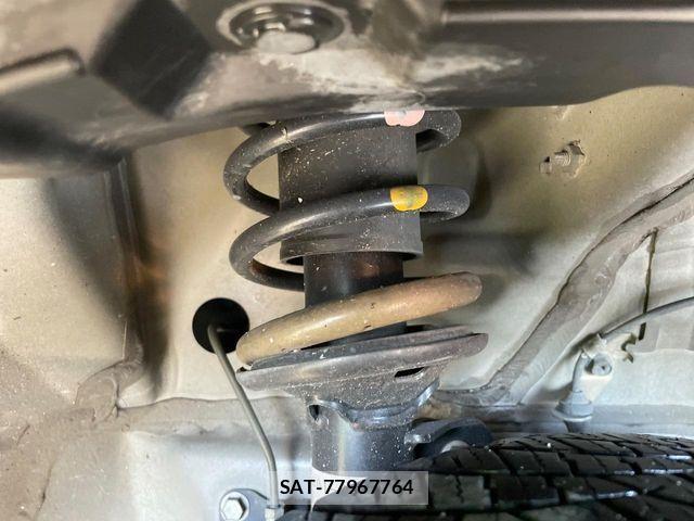 Suzuki SPACIA 2013-11 8368924-18