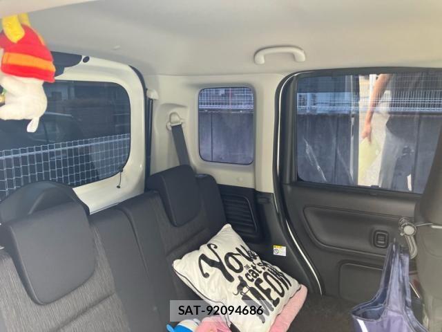 Suzuki SPACIA 2017-12 8368916-11