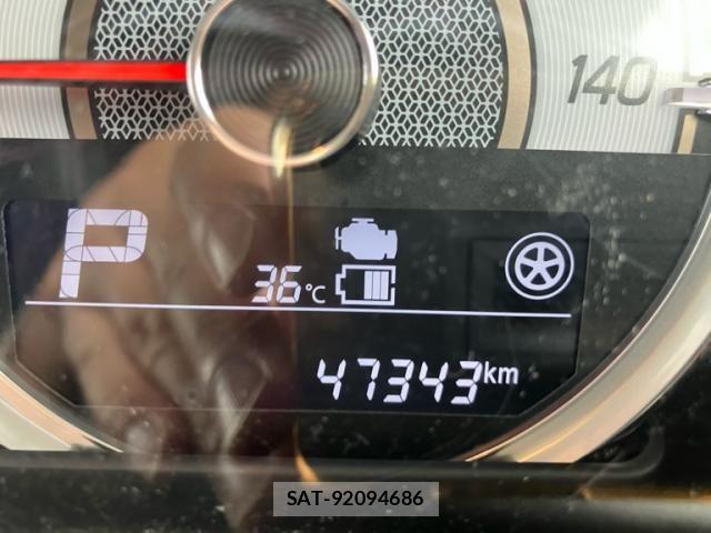 Suzuki SPACIA 2017-12 8368916-17