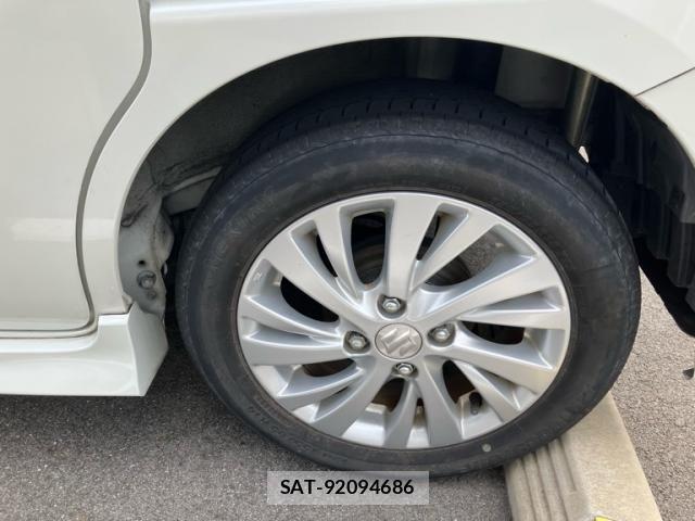 Suzuki SPACIA 2017-12 8368916-5