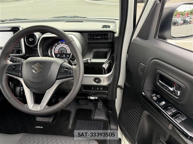 Suzuki SPACIA 2018-06 8368917-10