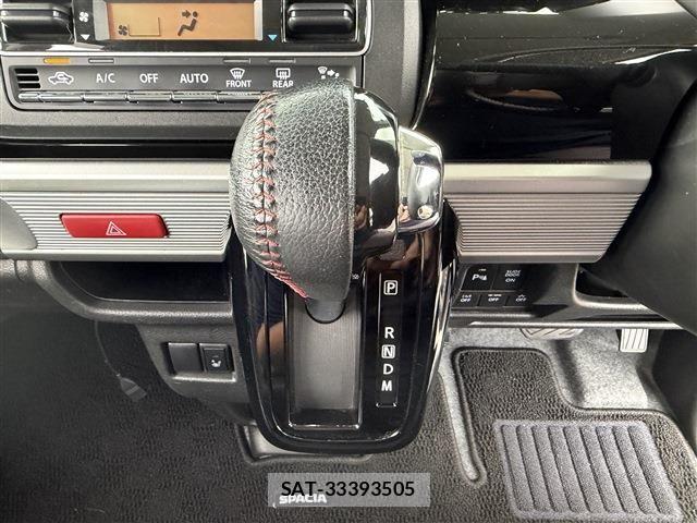 Suzuki SPACIA 2018-06 8368917-19