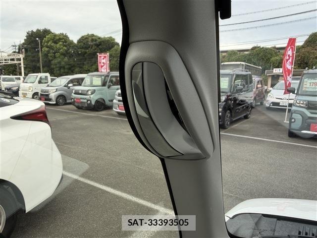 Suzuki SPACIA 2018-06 8368917-26