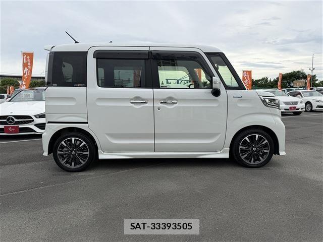 Suzuki SPACIA 2018-06 8368917-4