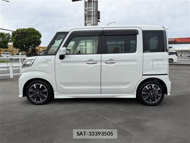 Suzuki SPACIA 2018-06 8368917-8
