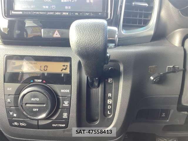 Suzuki SPACIA 2013-08 8368926-9