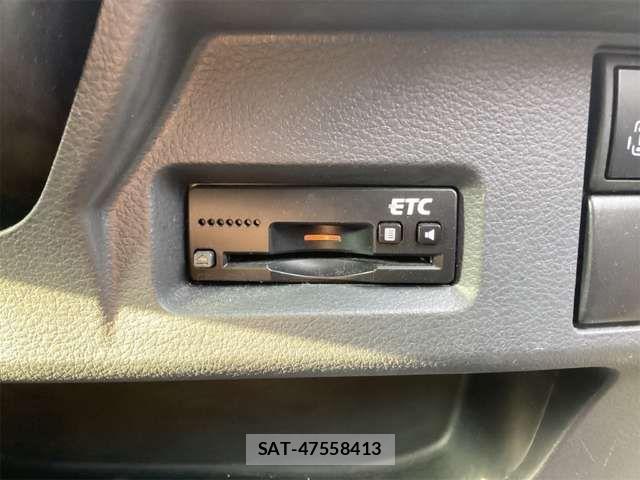 Suzuki SPACIA 2013-08 8368926-7