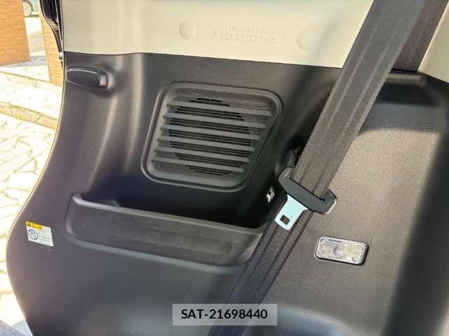 Suzuki SPACIA 2019-06 8368894-13