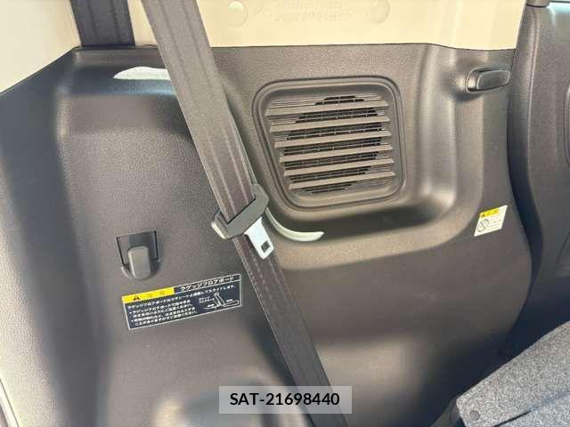 Suzuki SPACIA 2019-06 8368894-14