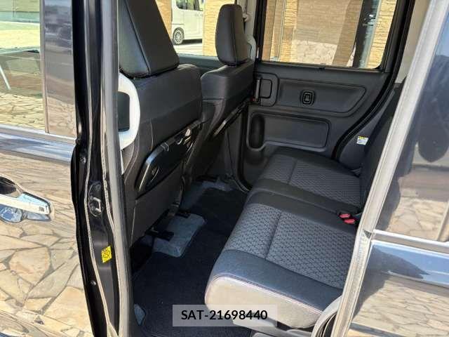 Suzuki SPACIA 2019-06 8368894-16