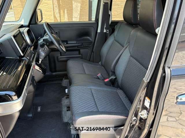 Suzuki SPACIA 2019-06 8368894-17