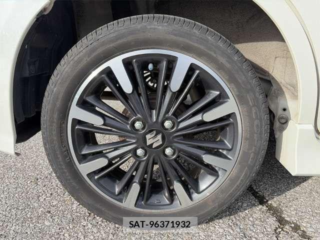 Suzuki SPACIA 2018-09 8368887-13