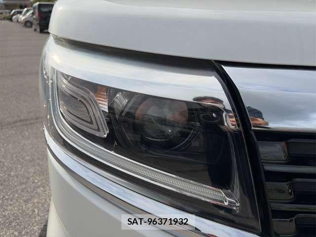 Suzuki SPACIA 2018-09 8368887-17