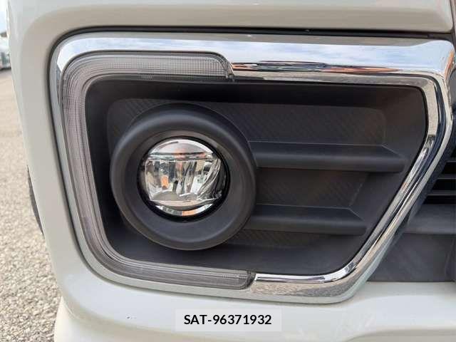 Suzuki SPACIA 2018-09 8368887-18