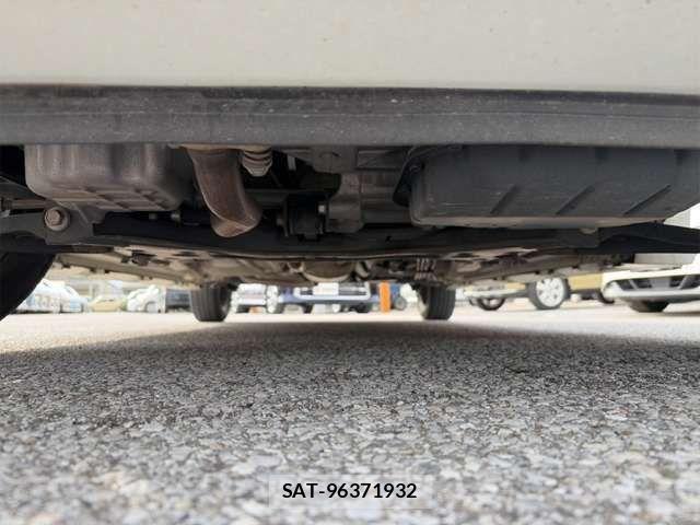 Suzuki SPACIA 2018-09 8368887-19