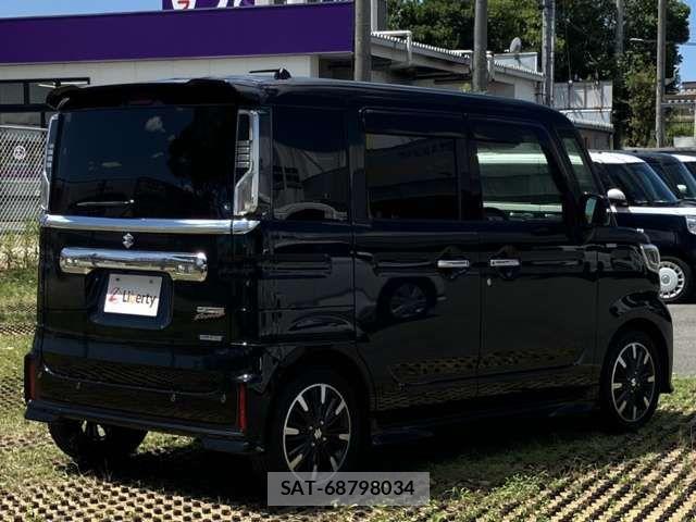 Suzuki SPACIA 2022-01 8368879-9