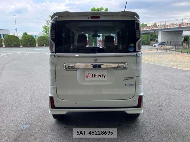 Suzuki SPACIA 2019-09 8368912-15