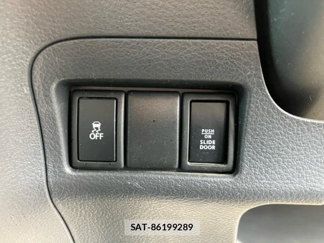 Suzuki SPACIA 2013-09 8372222-23