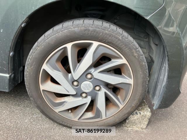 Suzuki SPACIA 2013-09 8372222-4