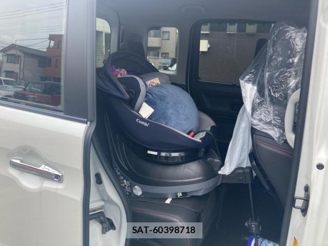 Suzuki SPACIA 2018-11 8372217-10