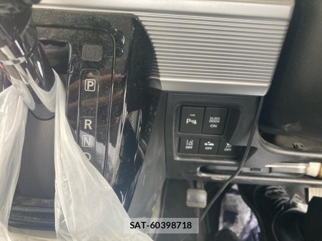 Suzuki SPACIA 2018-11 8372217-17