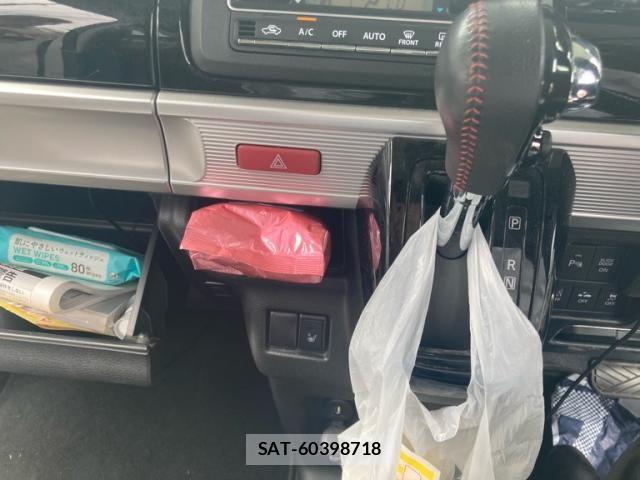 Suzuki SPACIA 2018-11 8372217-19