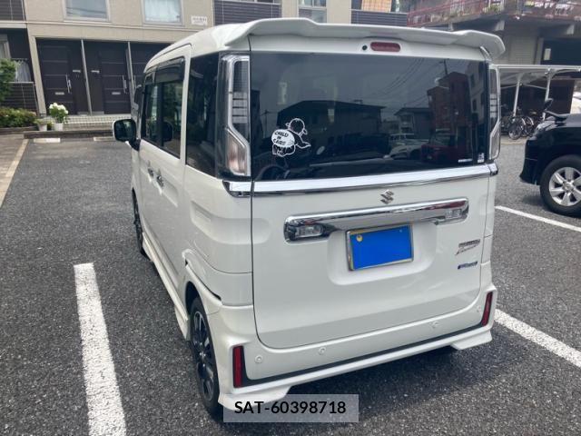 Suzuki SPACIA 2018-11 8372217-4